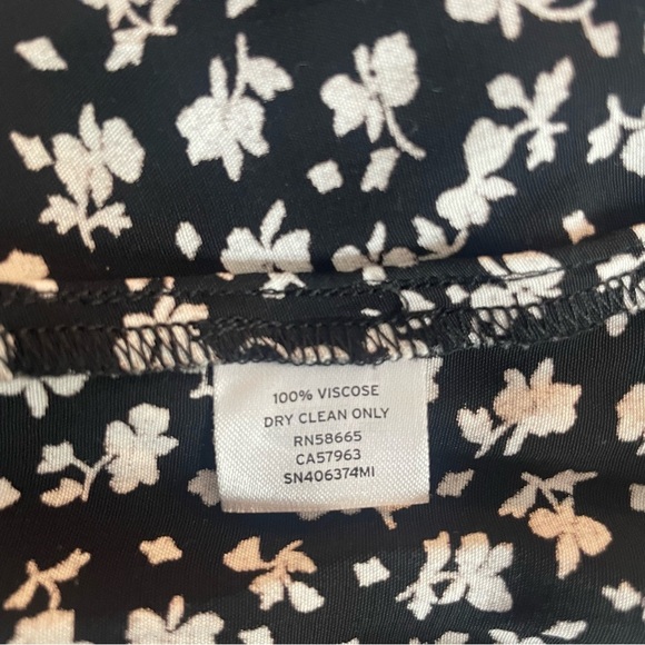 Something Navy Floral short sleeve Midi Dress 20164 - Picture 12 of 14